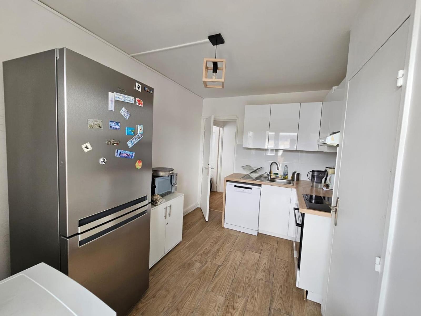 Elegant 3 Pieces Proche Paris La Defense Apartment เบอซองส์ ภายนอก รูปภาพ