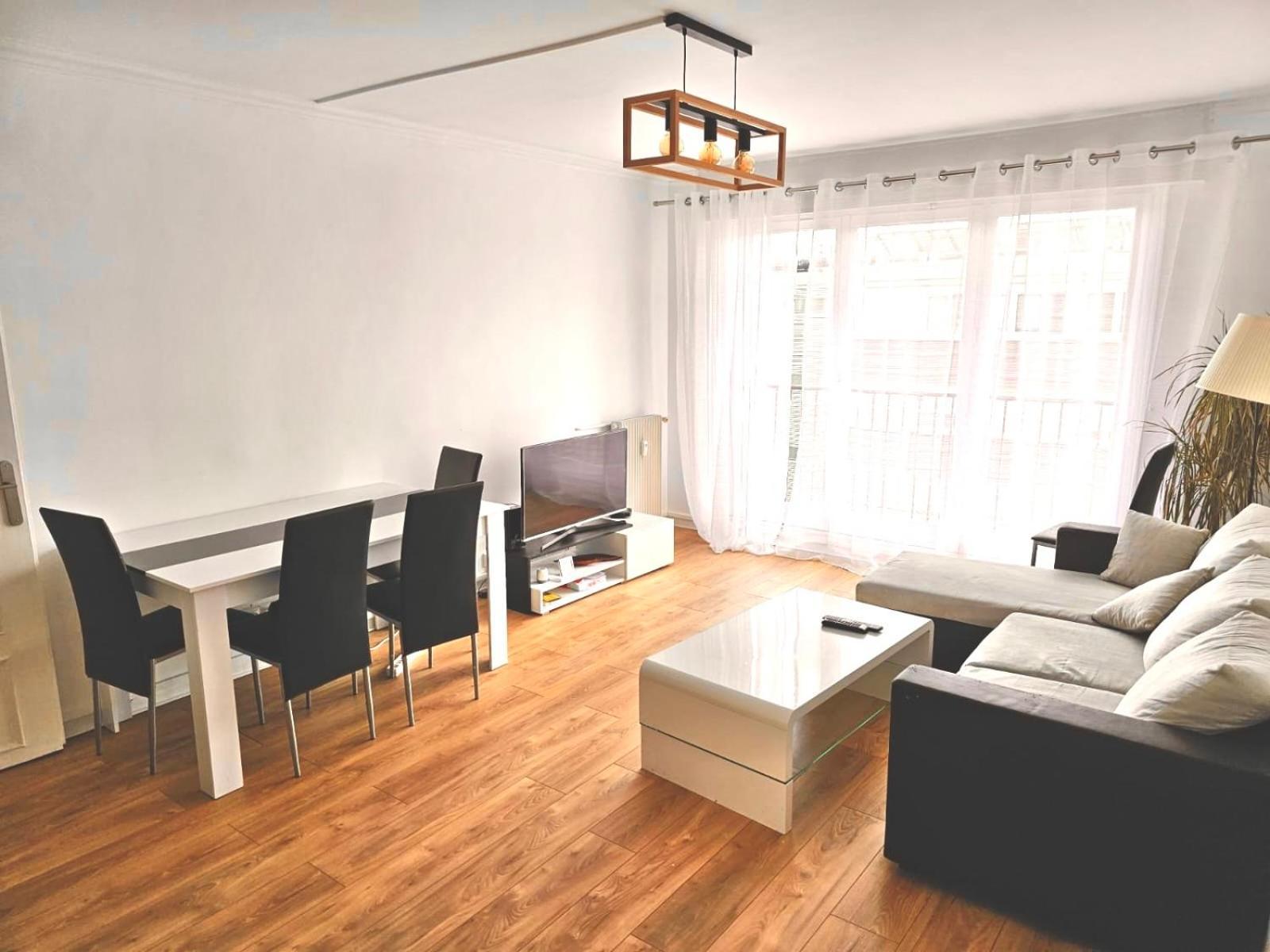 Elegant 3 Pieces Proche Paris La Defense Apartment เบอซองส์ ภายนอก รูปภาพ