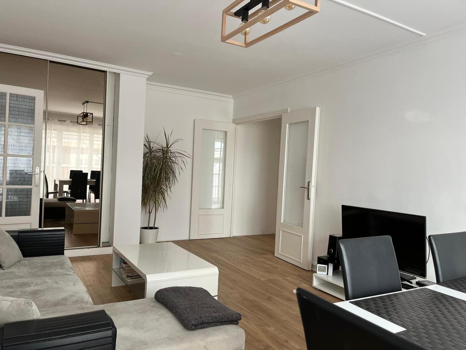 Elegant 3 Pieces Proche Paris La Defense Apartment เบอซองส์ ภายนอก รูปภาพ