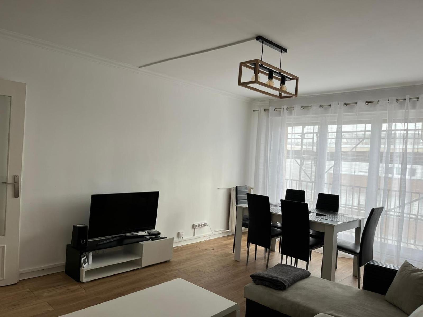 Elegant 3 Pieces Proche Paris La Defense Apartment เบอซองส์ ภายนอก รูปภาพ