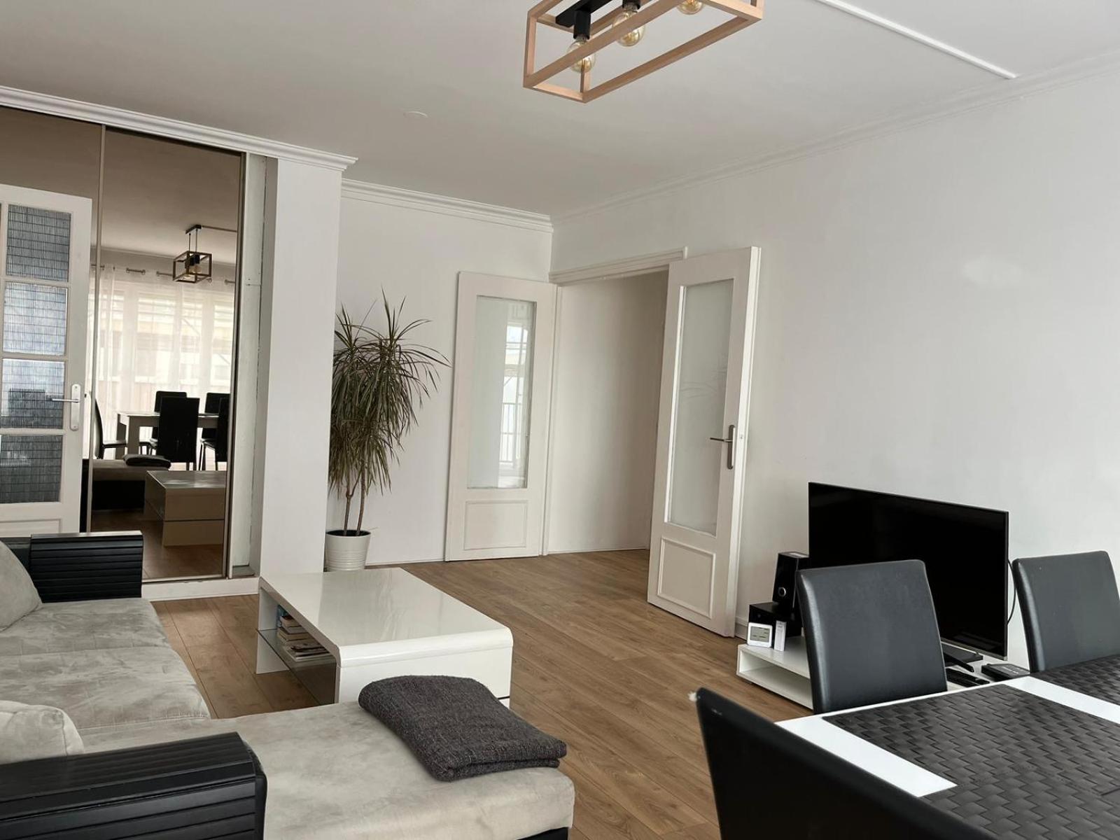 Elegant 3 Pieces Proche Paris La Defense Apartment เบอซองส์ ภายนอก รูปภาพ